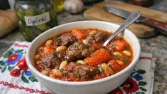 Navarin z jagnięciny z białą fasolą – sycący gulasz na chłodniejsze dni