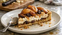 Tarta z jabłkami jak we Francji: podsmażone owoce i lekka warstwa migdałowo-bezowa