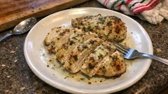 Grecka marynata do kurczaka – soczyste piersi z piekarnika o cytrynowo-ziołowym smaku