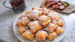 Bottereaux – francuskie drożdżowe ciasteczka smażone, miękkie w środku i złote na brzegach