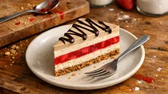 Ciasto jogurtowo-serowe z galaretką i cappuccino – efektowne warstwy bez stresu