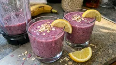 Koktajl z aronii z bananem i jogurtem – kremowy, gotowy w 5 minut