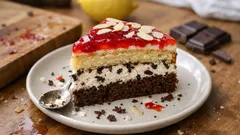 Ciasto stracciatella z galaretką truskawkową – puszysta masa i dwa biszkopty krok po kroku