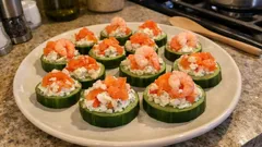 Tosty z ogórka z serkiem, koperkiem i łososiem – szybka przekąska na zimno