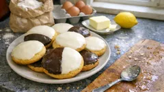 Domowe amerykany z lukrem cytrynowym – miękkie ciastka jak z cukierni