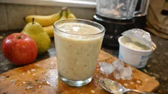 Gęste smoothie z jabłka, gruszki i banana – kremowe w 5 minut