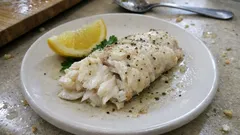 Mrożona ryba na święta: jak kupić, przewieźć i rozmrozić, żeby była soczysta