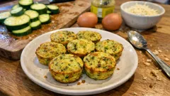 Mini flaniki z cukinii z musztardą francuską – prosta przekąska z piekarnika