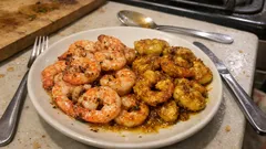 Gambas à la plancha – szybkie krewetki z dwóch marynat (cytryna-kmin i curry)