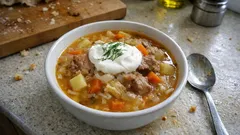 Szczi – łagodna zupa z białej kapusty na mięsnym wywarze (krok po kroku)