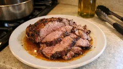 Pieczona jagnięcina bez marynowania – soczysta, delikatna i naprawdę prosta