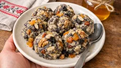 Makiełki wigilijne z bakaliami – kremowy deser, który najlepiej smakuje po schłodzeniu