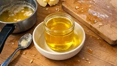 Masło klarowane w domu: prosty sposób, by smażyć na maśle bez przypalania