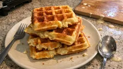 Maślane gofry „quatre-quarts” – chrupiące z wierzchu, miękkie w środku (prosty przepis)