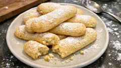 Bezglutenowe biszkopty „łyżeczki” – puszyste i równe, idealne do tiramisu