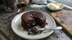 Wilgotne ciasto kakaowe moelleux – proste, a wychodzi miękkie i intensywnie czekoladowe