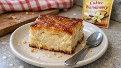 Pudding chlebowy bez jajek – pieczony deser z 3 składników i czerstwego chleba