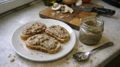 Krem pieczarkowo-borowikowy na kanapki: szybki sposób na grzybowy smak