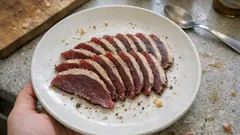 Domowy magret z kaczki na sucho – dojrzewająca wędlina z 3 składników