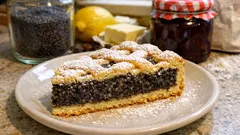 Makowiec z kaszą manną na kruchym spodzie – wilgotny, równy i łatwy do krojenia