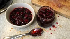 Konfitura z wiśni (griotek) – gęsta, kwaśna i idealna do naleśników
