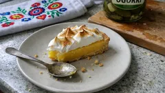 Tarta cytrynowa z bezą włoską – kruchy spód i intensywny krem krok po kroku