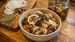 Grzybki marynowane w occie – prosta zalewa i jędrne grzyby do słoika