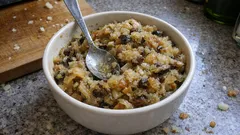 Farsz do pierogów wigilijnych: kapusta pół na pół i suszone prawdziwki