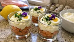 Verrines z łososiem i jajkami przepiórczymi – elegancka przystawka w 15 minut