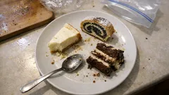 Jak mrozić ciasta po świętach: które wypieki znoszą zamrażarkę, a które lepiej zjeść od razu