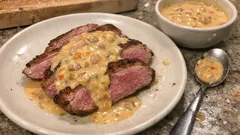 Kremowy sos z morelami i foie gras – prosty sposób na restauracyjny smak do mięsa