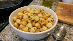 Sauté z rzepy i ziemniaków – proste danie z patelni, które rozgrzewa i syci