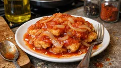 Ryba po królewsku w słodko-kwaśnej marynacie – przekąska, która najlepiej smakuje na zimno