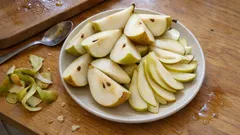 Chrupiące gruszki na zimno – prosty trik z lodówką i gotowe w 5 minut