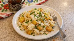 Dorsz z ziemniakami i cebulą na patelni – prosty, domowy obiad z kilku składników