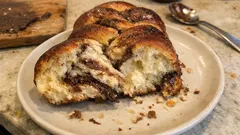 Maślana brioche z Nutellą z KitchenAid – puszysty warkocz krok po kroku