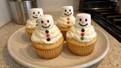 Bałwankowe muffinki waniliowe z mascarpone – prosty sposób na świąteczną dekorację