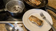 Smażysz rybę? Ten prosty trik z goździkami pomaga zmniejszyć zapach w kuchni