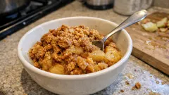 Crumble z jabłkami i ciasteczkami Lotus Speculoos – chrupiący deser z piekarnika