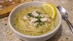 Rosół z karpia z koperkiem i cytryną – klarowny wywar z resztek po świętach